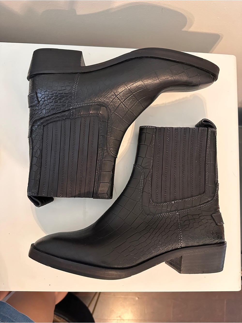 Vintage Foundry Black Croc-Embossed Chelsea Boot - Women Size 8